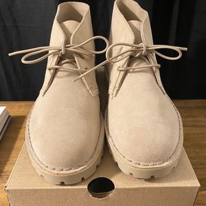 Clark’s Originals Desert Rock Boots (Sand Suede)